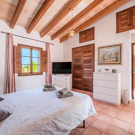 Santanyi: Private Pool For 6 In Mallorca Holiday home *