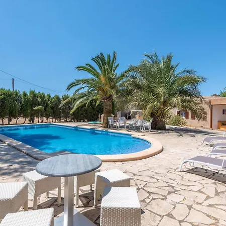 Santanyi: Private Pool For 6 In Mallorca Holiday home
